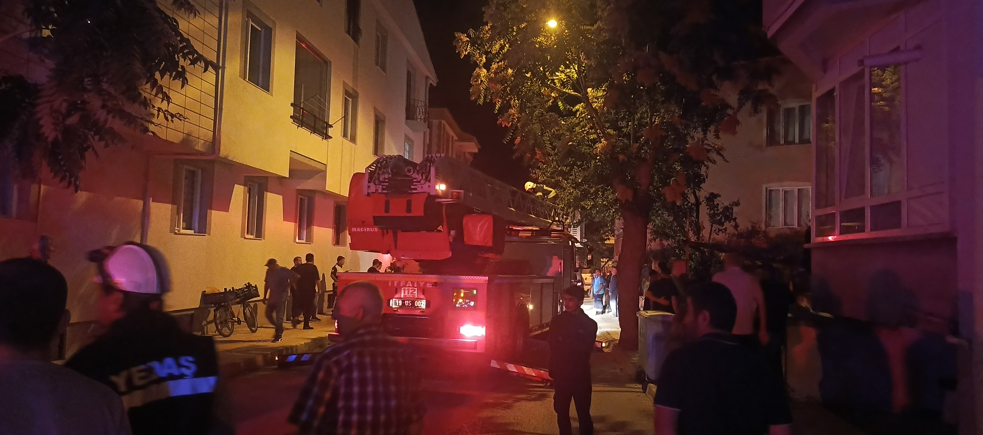 ATALAY 2.CADDEDE KORKUTAN YANGIN