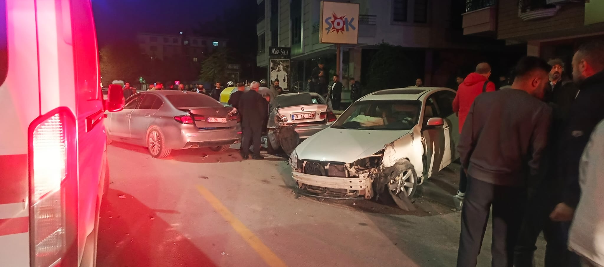 ÇORUM’DA FECİ KAZA: 4 YARALI
