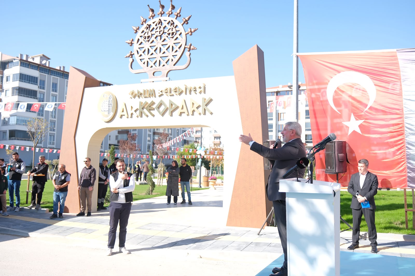 ÇORUM’UN ÜÇÜNCÜ TEMATİK PARKI ARKEOPARK TÖRENLE AÇILDI