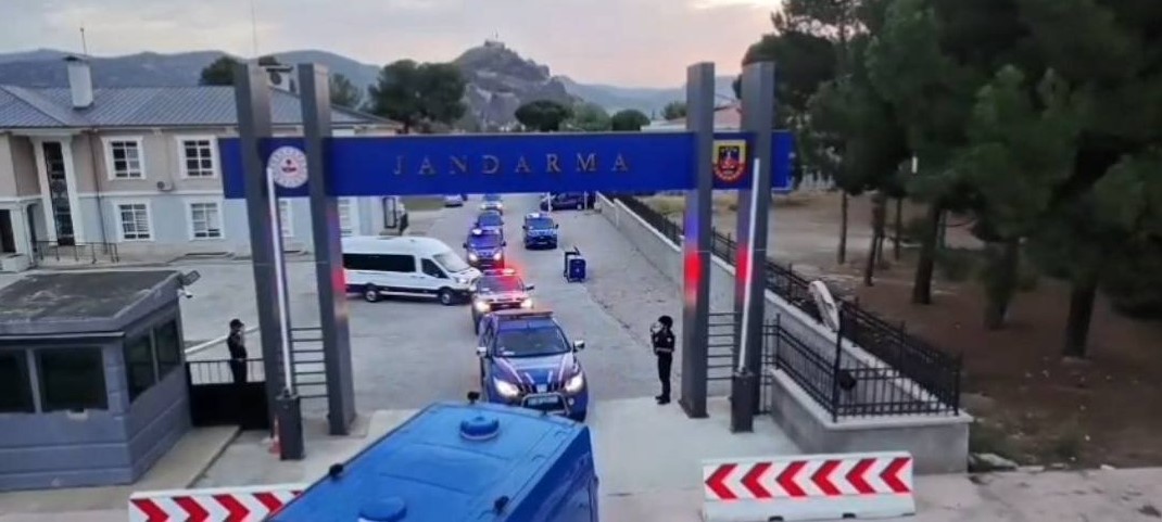 Osmancık Merkezli Operasyonda 8 Şüpheli Tutuklandı